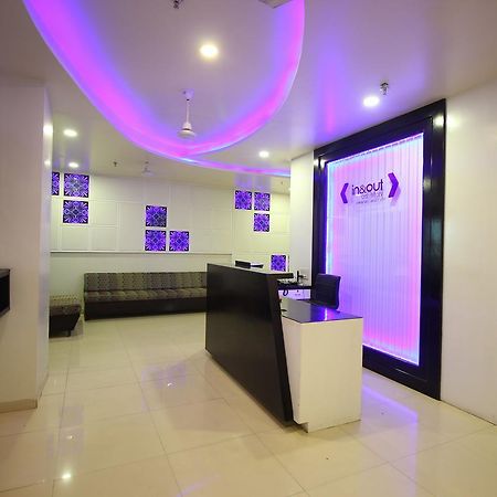 Jackpot Room In & Out Dormitory Amhedabad Dış mekan fotoğraf