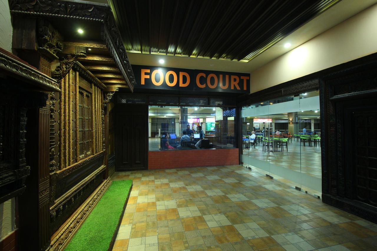 Jackpot Room In & Out Dormitory Amhedabad Dış mekan fotoğraf