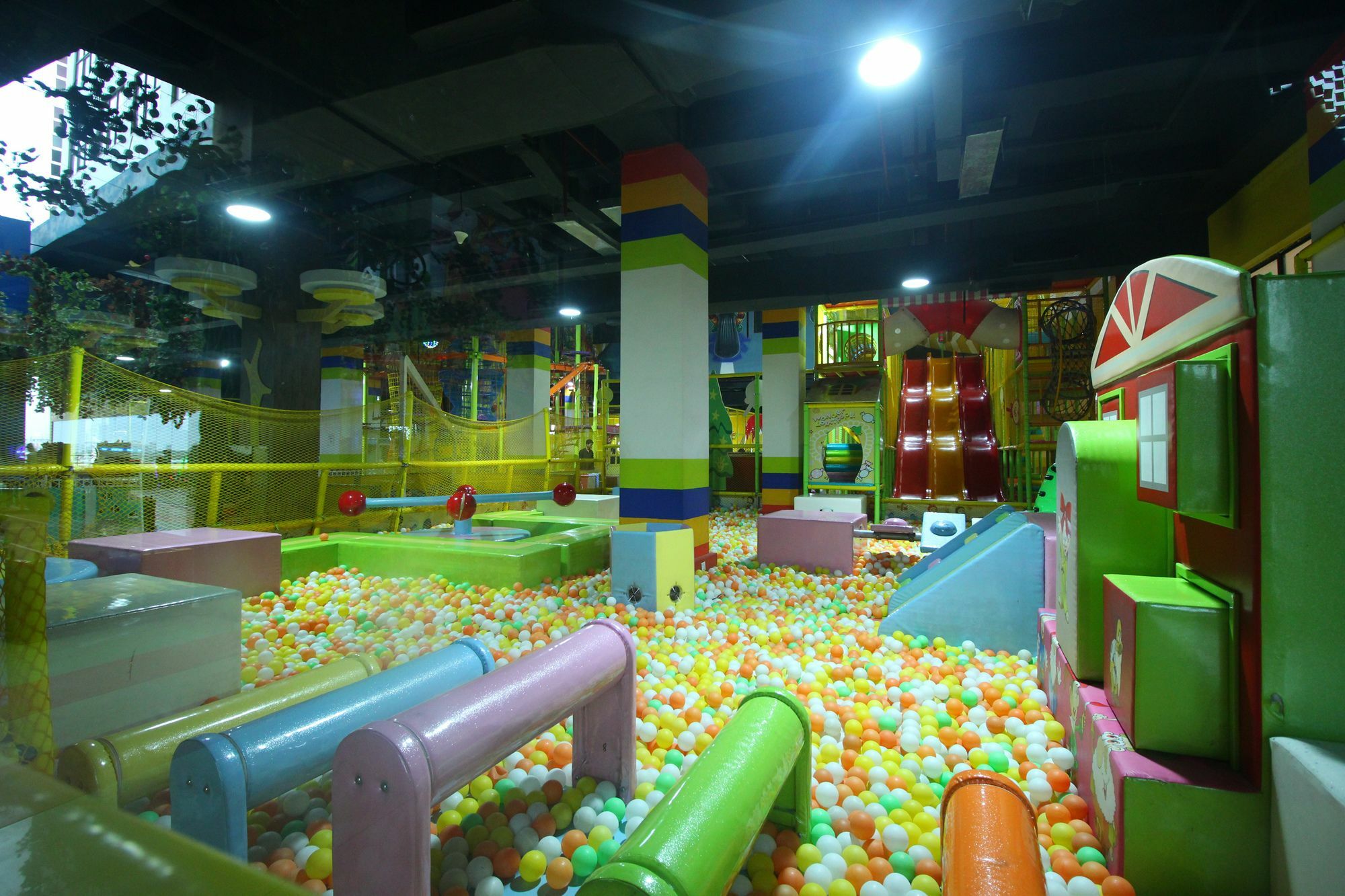 Jackpot Room In & Out Dormitory Amhedabad Dış mekan fotoğraf